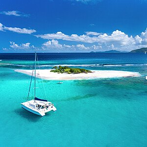POLINESIA IN CATAMARANO